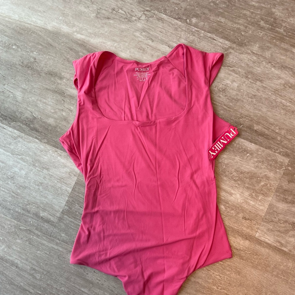 Pink square neck bodysuit - Picture 4 of 4